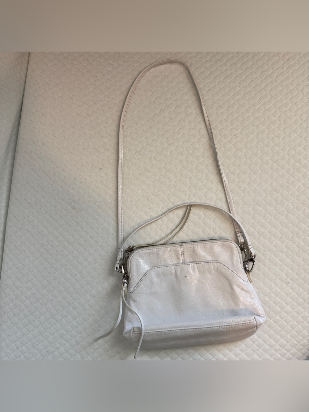 HOBO The Original White Leather Crossbody Or Shoulder Bag Minimalist Chic Boho - Picture 3 of 15